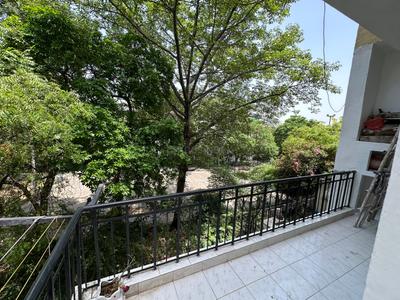 Balcony Image of 1600 Sq.ft 3 BHK Apartment / Flat for sale in Nehru Apartments, Kalkaji New Delhi for Rs. 45000000