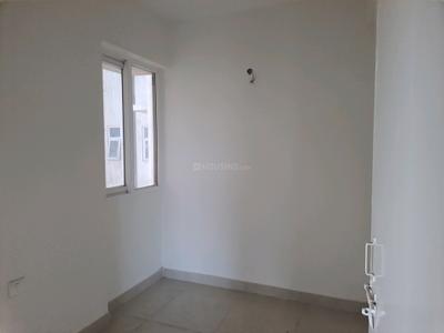Bedroom Image of 780 Sq.ft 3 BHK Apartment / Flat for sale in Signature Global Golf Green, Sector 79 Gurgaon for Rs. 7500000