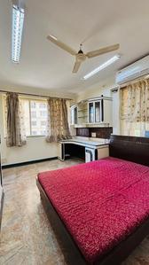 Hiranandani Gardens Bedroom 1