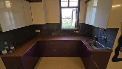 Kitchen Image of 1800 Sq.ft 3 BHK Apartment / Flat for rent in Sector 110 Gurgaon for Rs. 36000