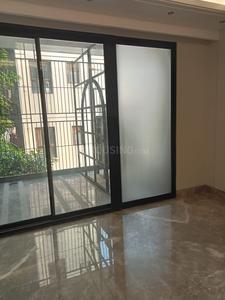 Bedroom Image of 2700 Sq.ft 4 BHK Builder Floor for sale in Maharani Bagh New Delhi for Rs. 95000000