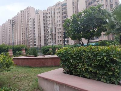 Building Image of 1225 Sq.ft 2.5 BHK Apartment / Flat for sale in Today Ridge Residency, Bajidpur Noida for Rs. 8600000