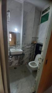 Bathroom Image of 700 Sq.ft 1 BHK Apartment / Flat for rent in Mayur Vihar Phase 3 New Delhi for Rs. 23000