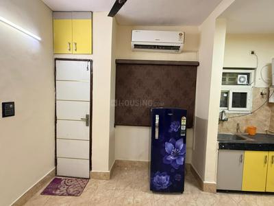 Hall Image of 800 Sq.ft 2 BHK Apartment / Flat for rent in Kaushambi Ghaziabad for Rs. 25000