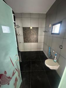 Bathroom Image of 2955 Sq.ft 4 BHK Villa for sale in BR Poonam Pride, Shela Ahmedabad for Rs. 43500000
