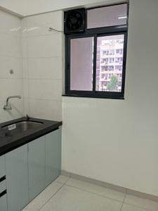 Kitchen Image of 950 Sq.ft 2 BHK Apartment / Flat for rent in Lavim Broadway Brooklyn Manhattan, Wakad Pune for Rs. 37000