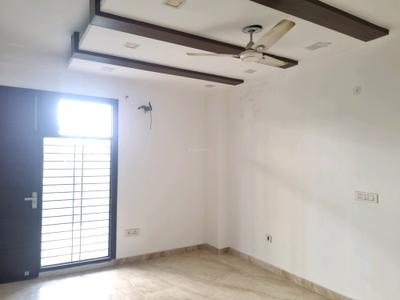 Bedroom Image of 4190 Sq.ft 4 BHK Builder Floor for rent in Janakpuri New Delhi for Rs. 80000