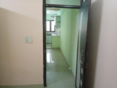 Bedroom Image of 400 Sq.ft 1 BHK Builder Floor for rent in Vaishali Ghaziabad for Rs. 10500