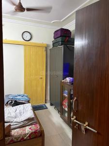 Bedroom Image of 1400 Sq.ft 3 BHK Apartment / Flat for sale in O C S Apartments, Mayur Vihar Phase 1 New Delhi for Rs. 26000000
