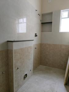 Common Bathroom Image of 1155 Sq.ft 3 BHK Apartment / Flat for sale in Pallikaranai Chennai for Rs. 8662500