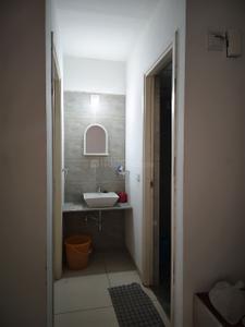 Bathroom Image of Single sharing in Jagatpur, Ahmedabad