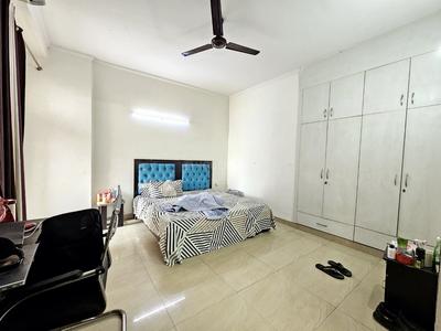 Bedroom Image of Olive Pg for Girls Sec-135  in Sector 135, Noida