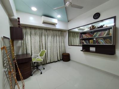 Bedroom Image of 1150 Sq.ft 2 BHK Apartment / Flat for rent in K Raheja Interface Heights, Malad West Mumbai for Rs. 68000
