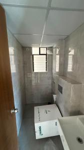 Bathroom Image of 868 Sq.ft 3 BHK Apartment / Flat for sale in Siddha Sky, Sion Mumbai for Rs. 28500000