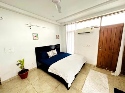 Bedroom Image of 2000 Sq.ft 3 BHK Apartment / Flat for sale in Rajpur Road Dehradun for Rs. 14500000