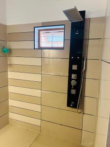 Bathroom Image of 2200 Sq.ft 5 BHK Independent House for rent in Kakkanad Kochi for Rs. 55000