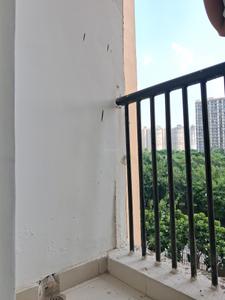 Living Room Image of 1000 Sq.ft 2 BHK Apartment / Flat for sale in Amrapali Platinum, Sector 119 Noida for Rs. 9050000