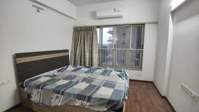 Bedroom Image of 1080 Sq.ft 2 BHK Apartment / Flat for rent in Adani The Meadows, Shantigram Ahmedabad for Rs. 34000