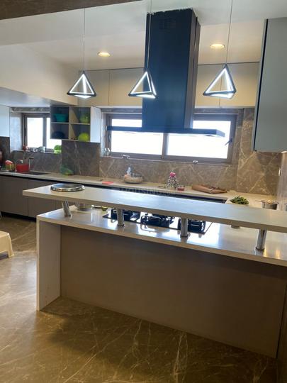 HRG Verantes 22 Main Image 1