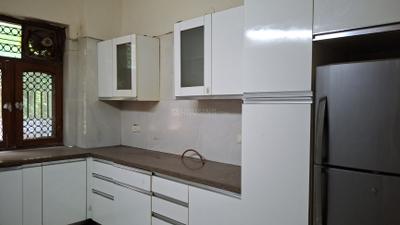 Kitchen Image of 2300 Sq.ft 2 BHK Builder Floor for rent in Sector 21 Gurgaon for Rs. 38000