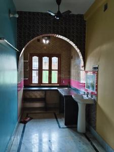 Kitchen Image of 850 Sq.ft 2 BHK Independent House for rent in Dum Dum Kolkata for Rs. 9500