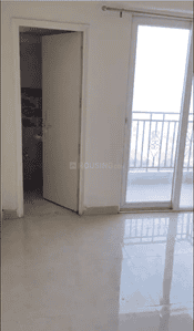 Image of 833 Sq.ft 3 BHK Apartment / Flat for sale in Signature Global Golf Green, Sector 79, Gurgaon for Rs. 7500000