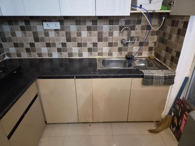 Kitchen Image of 607 Sq.ft 1.5 BHK Apartment / Flat for sale in Prateek Grand City, Siddharth Vihar Ghaziabad for Rs. 7500000