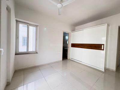 Bedroom Image of 2377 Sq.ft 4 BHK Apartment / Flat for rent in Bhayli Vadodara for Rs. 28000