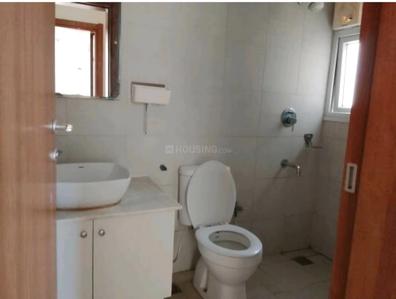 Bathroom Image of 1050 Sq.ft 2 BHK Apartment / Flat for sale in Bhartiya Nikoo Homes Phase 2, Thanisandra Bengaluru for Rs. 14300000