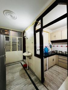 Kitchen Image of 850 Sq.ft 2.5 BHK Apartment / Flat for sale in Sri Niwaspuri New Delhi for Rs. 11000000