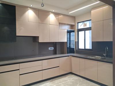Kitchen Image of 2250 Sq.ft 4 BHK Builder Floor for sale in New Builder Floors, Paschim Vihar New Delhi for Rs. 45000000