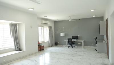 Hall Image of 5350 Sq.ft 5 BHK Independent House for sale in Manjalpur Vadodara for Rs. 32500000