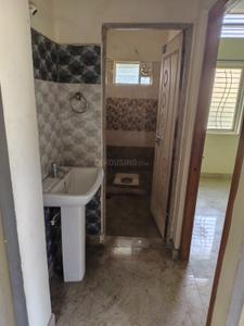 Bathroom Image of 1200 Sq.ft 2 BHK Independent House for rent in Kotnoor Gulbarga for Rs. 12000