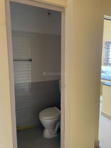 Bathroom Image of 900 Sq.ft 2 BHK Apartment / Flat for rent in Yume Homes KNR Abirami Webster Village, Vandalur Chennai for Rs. 19000