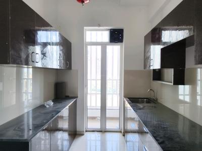 Kitchen Image of 1200 Sq.ft 3 BHK Apartment / Flat for rent in Runwal The Central Park Phase 3, Chinchwad Pune for Rs. 40000