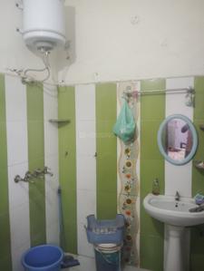 Bathroom Image of 945 Sq.ft 3 BHK Independent House for rent in Pratap Nagar Amritsar for Rs. 15000