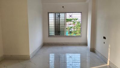 Living Room Image of 1204 Sq.ft 3 BHK Apartment / Flat for sale in Airport Gate No. 3 Kolkata for Rs. 4880000