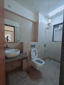 Bathroom Image of 1050 Sq.ft 2 BHK Apartment / Flat for sale in Godrej Prime, Chembur Mumbai for Rs. 19000000