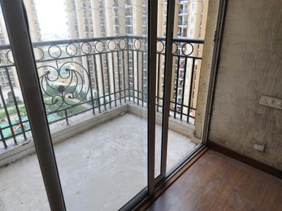 Balcony Image of 1261 Sq.ft 3.5 BHK Apartment / Flat for rent in Prateek Grand City, Siddharth Vihar Ghaziabad for Rs. 34800