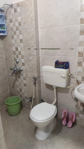Bathroom Image of 850 Sq.ft 1 BHK Apartment / Flat for rent in Fortune Signature, Bawadiya Kalan Bhopal for Rs. 18000