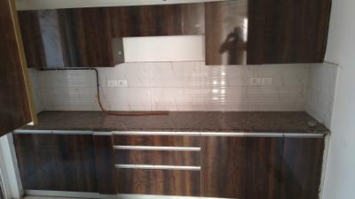 Kitchen Image of 2275 Sq.ft 3 BHK Apartment / Flat for rent in Sunworld Arista, Sector 168 Noida for Rs. 48000