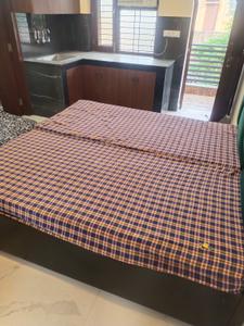 Bedroom Image of 450 Sq.ft 1 RK Builder Floor for rent in Sarita Vihar New Delhi for Rs. 22000