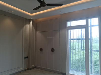 Bedroom Image of 1800 Sq.ft 3 BHK Builder Floor for sale in Paschim Vihar New Delhi for Rs. 37500000