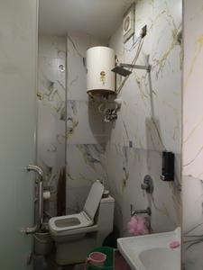 Common Bathroom Image of 1200 Sq.ft 3 BHK Apartment / Flat for sale in Harit Vihar RWA, Burari New Delhi for Rs. 7000000