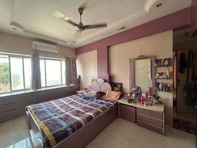 Bedroom Image of 1900 Sq.ft 3 BHK Apartment / Flat for sale in Camp Pune for Rs. 17000000