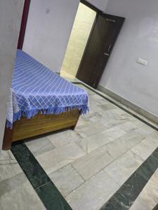 Bedroom Image of 1500 Sq.ft 1 BHK Builder Floor for rent in  Ravindra Vihar, Indira Nagar Lucknow for Rs. 15000