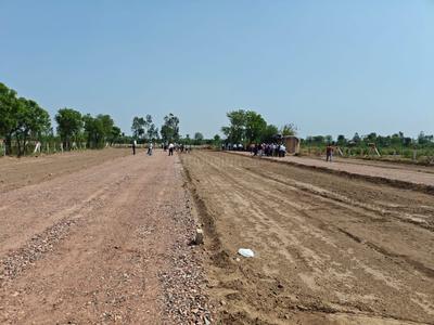 Image of 900 Sq.ft Residential Plot / Land for sale in Sector 11 Sohna, Gurgaon for Rs. 1900000