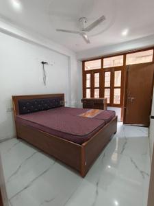 Bedroom Image of 1300 Sq.ft 3 BHK Apartment / Flat for rent in Chhattarpur New Delhi for Rs. 45000