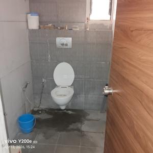 Bathroom Image of 920 Sq.ft 3 BHK Apartment / Flat for sale in Safalya Bliss, Kalali Vadodara for Rs. 3700000