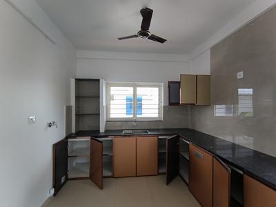 Kitchen Image of 1650 Sq.ft 3 BHK Apartment / Flat for rent in Maradu Kochi for Rs. 26000